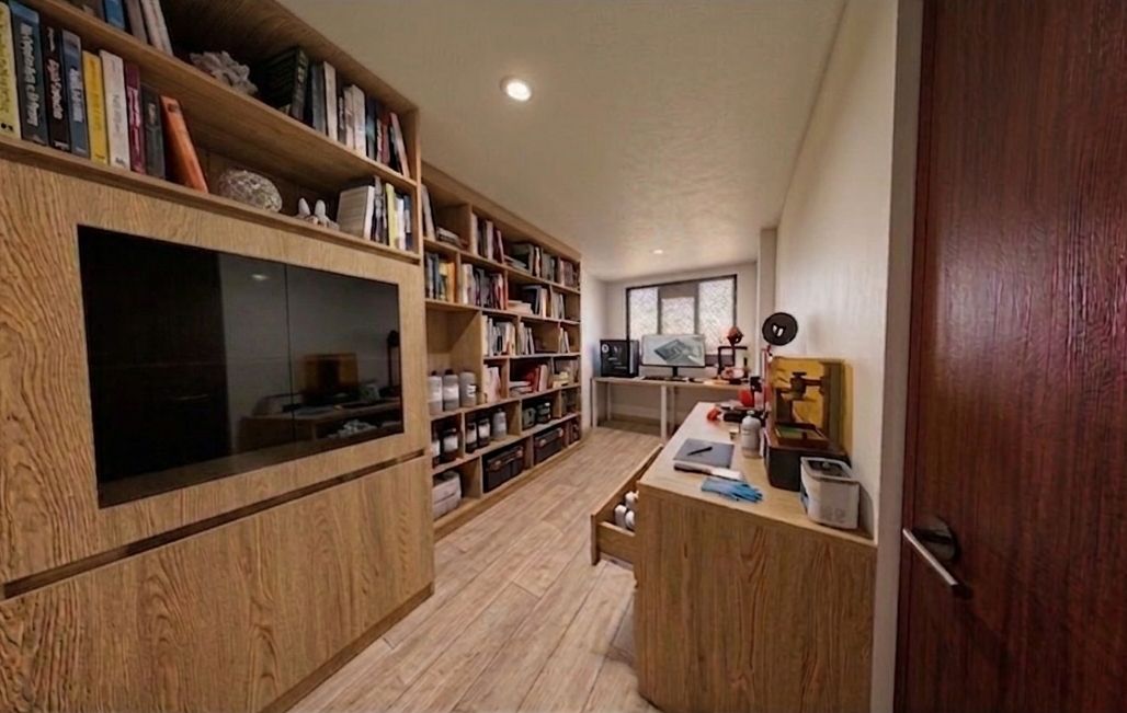 Estudio y biblioteca